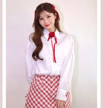 Marry me 프릴 블라우스 [ 구혼활동 패션 ]