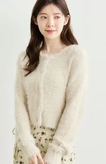 [ 완판템 ] COCO DEAL 페더 컴팩트 니트 가디건 베이지