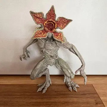 제일복권 A상 기묘한 이야기 데모고르곤 약 30cm