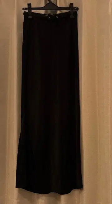 ZARA 자라 새틴 롱 스커트 블랙 아지메