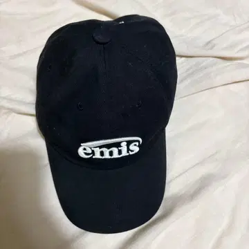 emis 블랙 캡