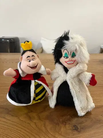 [ 새상품급 ] 빌런즈 봉제 인형 크루엘라 하트의 여왕 세트 판매