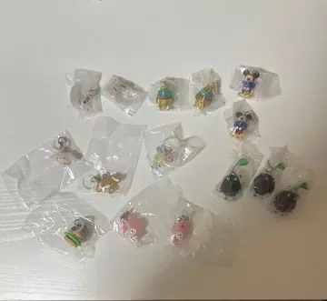 메지루시 액세서리 산리오 윳토 winter 피크민 헬로키티