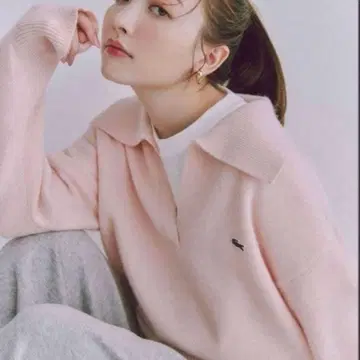 [ 완판템 ] SNIDEL 라코스테 별주 스키퍼 니트 풀오버 로고 자수