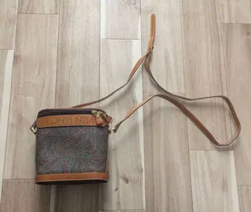 LONTI NITA 숄더백