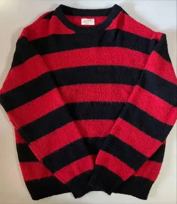 Backers 빨검 보더 니트