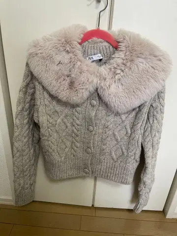 ZARA 퍼 포함 케이블 짜임 가디건