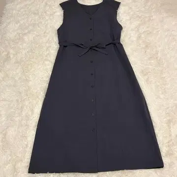 다크 그레이 슬리브리스 셔츠 원피스