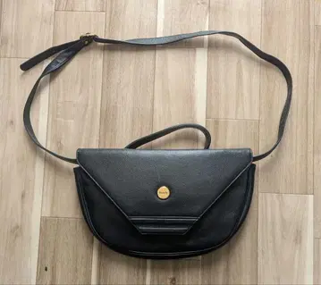 Beverly 숄더백 블랙