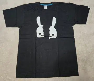 CUNE 토끼 프린트 블랙 티셔츠