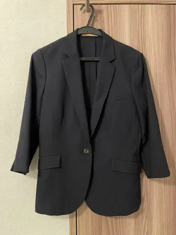 네이비 자켓 & 테이퍼드 팬츠 세트