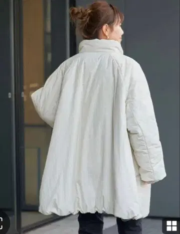 연말 처분 세일 Spick & span 아우터 사이즈 38