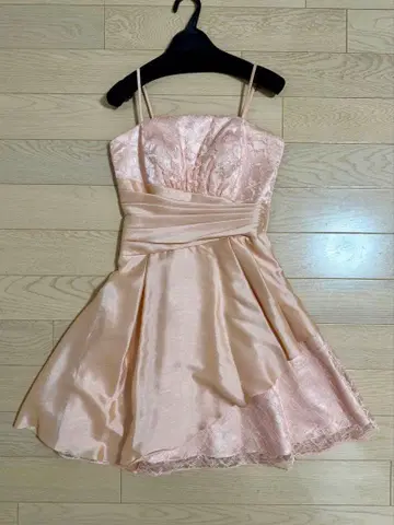 살몬 핑크 드레스