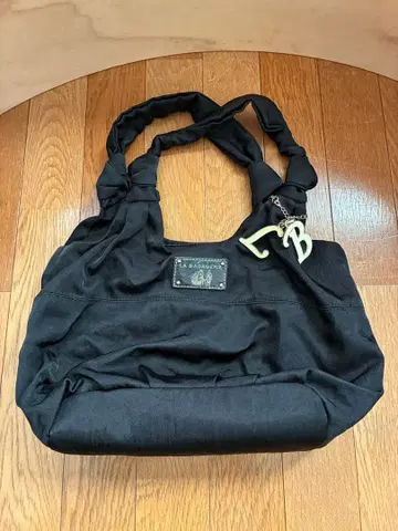 LA BAGAGERIE / 여성용 핸드백 / 약간의 흠집 및 얼룩 있음