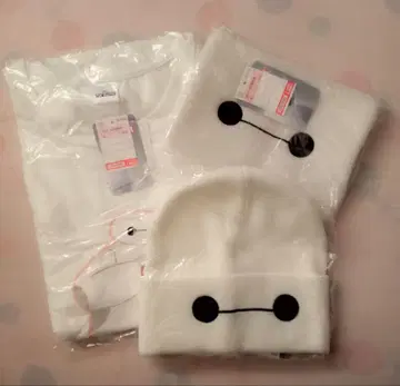 베이맥스 T셔츠와 니트 모자 파우치 세트