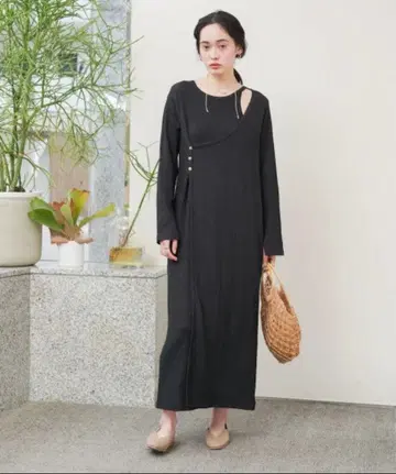 Bab 레이어드 디자인 컷 원피스 새상품급