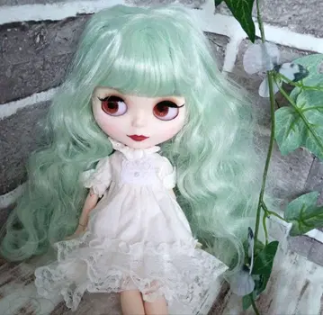 New face 에메랄드 아이시 인형 (매트 스킨)