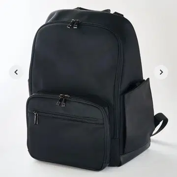 에미리아 위즈 블랙 블랙 금장 장식 M 백팩 새상품