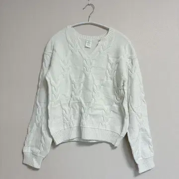 가격 인하 대환영 화이트 케이블 니트 [ XL ]