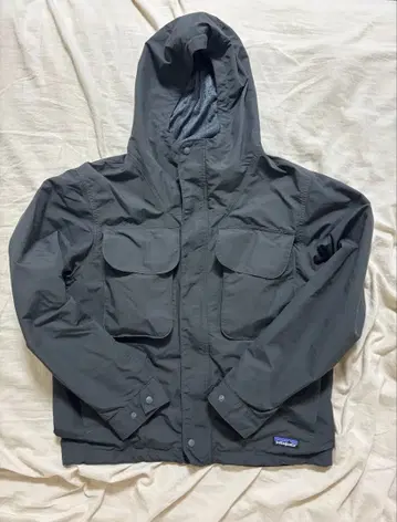 patagonia 블랙 이스마스 유틸리티 자켓 S 사이즈