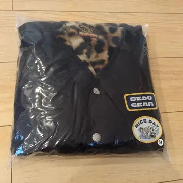 레오파드 무늬 베스트 새상품