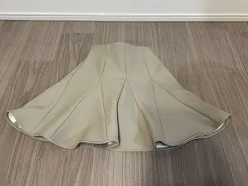 Apuweiser-riche 스커트 2개