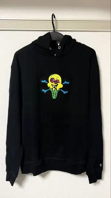 ICECREAM 아이스크림 자수 블랙 후드티