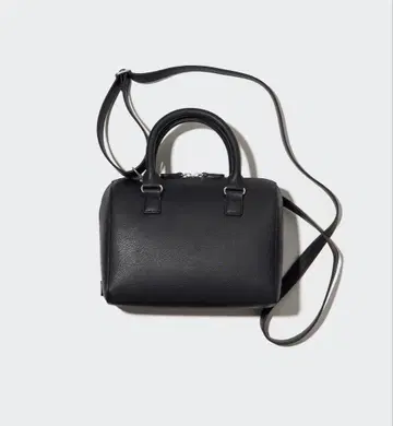 [새상품급] 유니클로 레더 터치 2way 보스턴 백 블랙