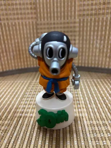 드래곤볼 30주년 기념 피규어 토리야마 로봇