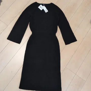 유니클로 리브 니트 원피스 M 사이즈