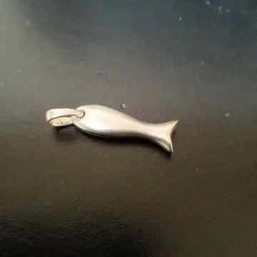 클리오 블루 실버 물고기 모양 펜던트 3.7cm