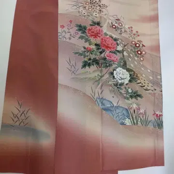 부챗살 무늬 꽃무늬 공작 무늬 핑크 계열 단일