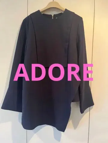 봄 상품 새상품급 ADORE 어도어 조젯 상의 네이비