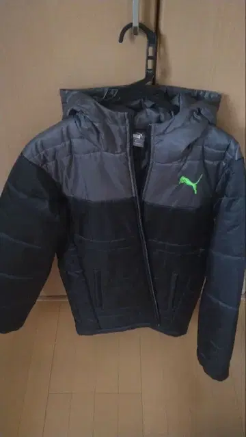 PUMA 다운 자켓 M 블랙/그레이