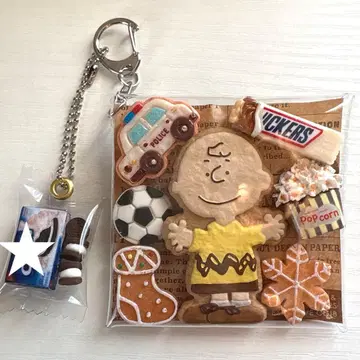 가챠 파우치 PEANUTS 찰리 브라운