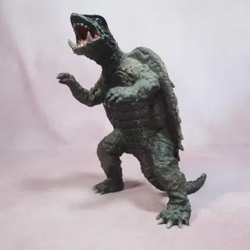 카도카와 DVD 출시 기념 가메라 피규어