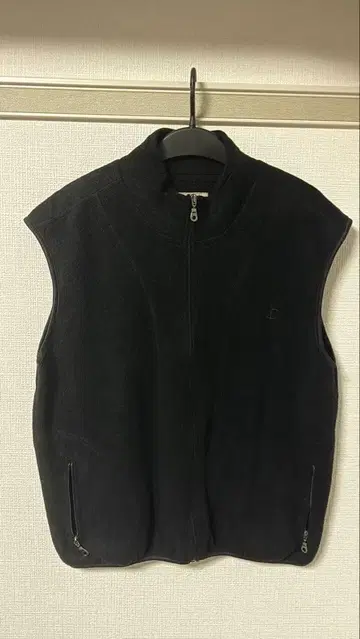 Champion 블랙 집업 베스트