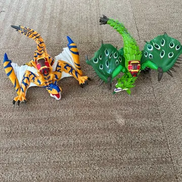 몬스터헌터 스토리 티가렉스 & 리오레이아 피규어