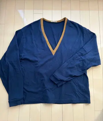 ONIT 네이비 V넥 긴팔 상의