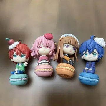 마카롱형 캐릭터 4체 세트