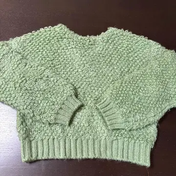 민트 그린 볼륨 니트 긴팔