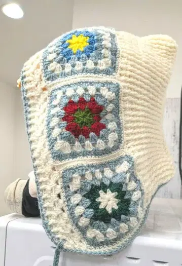 그래니 스퀘어 뜨기 바부슈카풍 보닛 손뜨개질 니트 모자