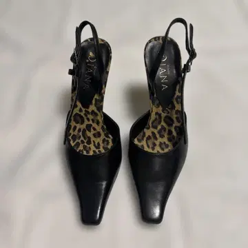 미사용 DIANA 블랙 슬링백 하이힐