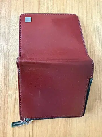 TAKEO KIKUCHI 이단 접이식 지갑 피에르 소가죽 초코