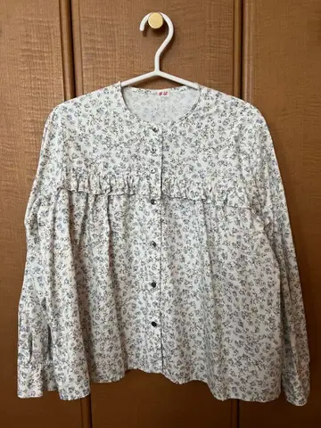 fig London Hannah 블라우스 블루 꽃무늬