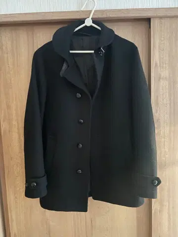 A DAY IN THE LIFE 블랙 피코트