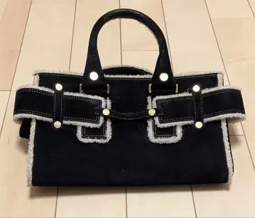 사만다 타바사 블랙 스웨이드 핸드백 새상품급