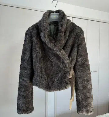 DKNY //JEANS 인조 모피 자켓