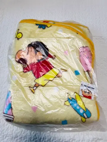 택 포함 새상품 짱구는 못말려 플란넬 담요
