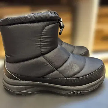 [ 새상품 ] THE NORTH FACE 눕시 부티 24.0cm